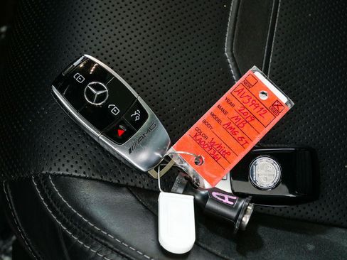 Used 2019 Mercedes-Benz AMG GT 63 image 39