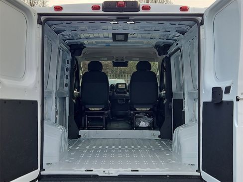 New 2026 RAM ProMaster 1500 w/ Convenience Group image 10