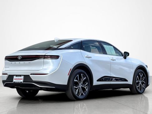 Certified 2026 Toyota Crown XLE image 5