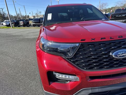 Used 2022 Ford Explorer ST w/ Equipment Group 401A image 8