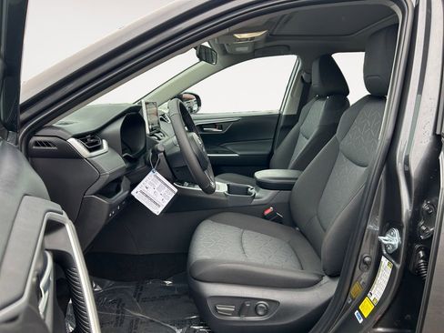 New 2025 Toyota RAV4 XLE image 15