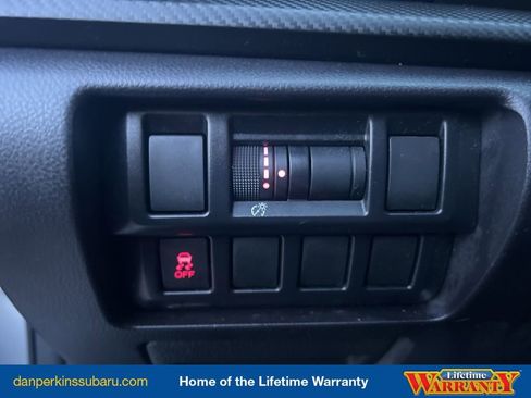 Used 2018 Subaru Impreza 2.0i image 12