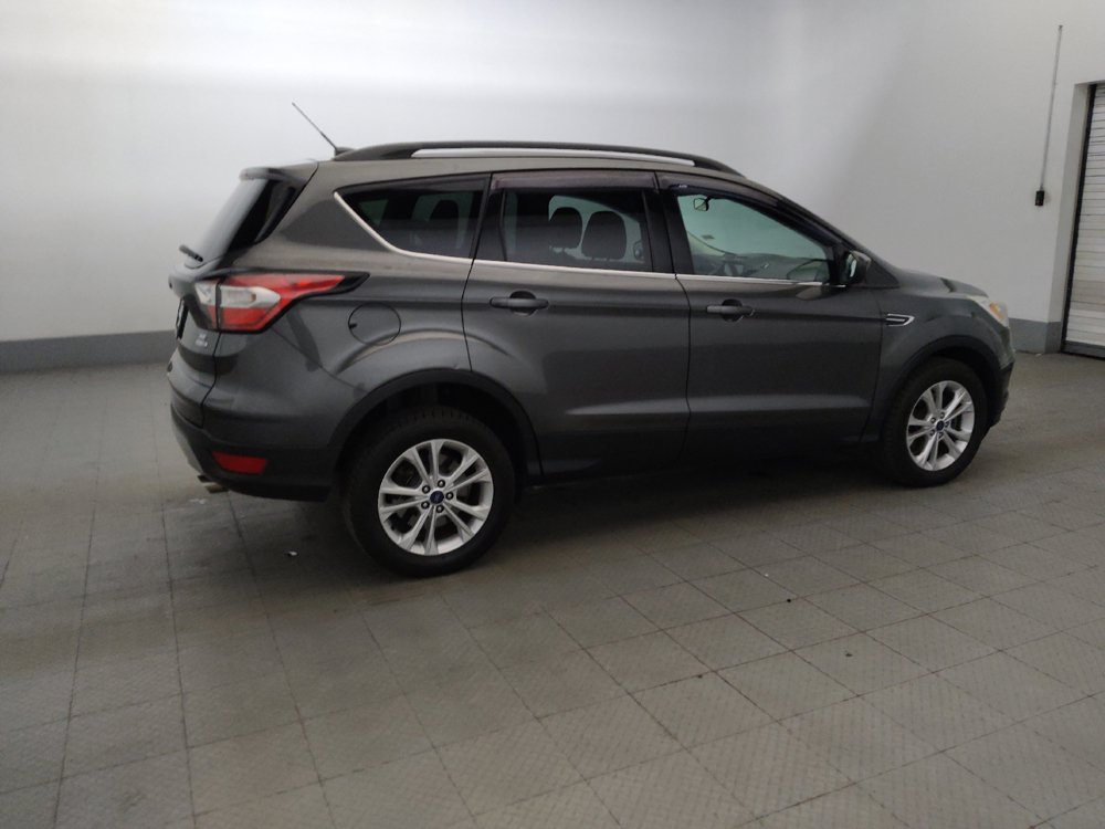 Used 2017 Ford Escape SE w/ SE Leather Comfort Package AWD/4WD image 10