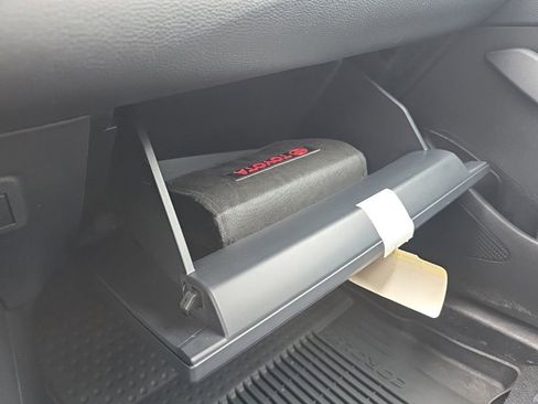 Used 2024 Toyota Corolla LE image 30