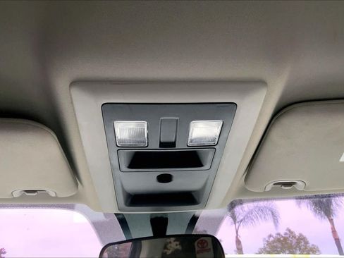 Used 2022 RAM 1500 Classic SLT RWD image 61