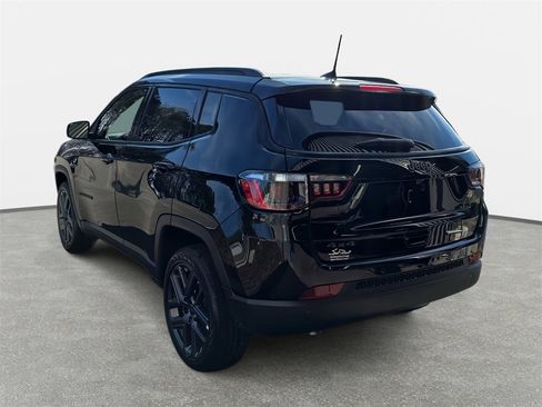 New 2026 Jeep Compass Limited image 7