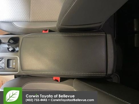 Used 2017 Ford Escape SE w/ SE Cold Weather Package image 26