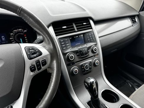 Used 2014 Ford Edge SEL image 11