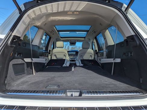 Used 2022 Mercedes-Benz GLS 450 4MATIC image 53