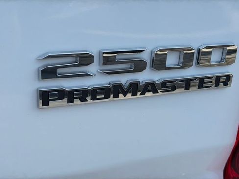 Used 2025 RAM ProMaster 2500 w/ U-Haul Equipment Group FWD image 10
