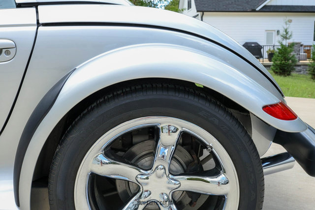 Used 2002 Chrysler Prowler RWD image 89