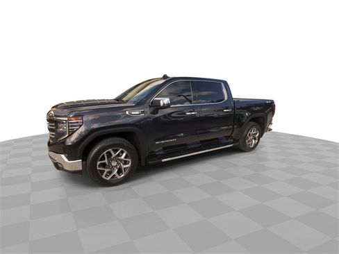 Used 2023 GMC Sierra 1500 SLT w/ SLT Premium Plus Package image 7