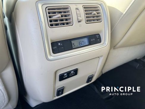 Used 2019 INFINITI QX60 Luxe w/ Sensory Package FWD image 30