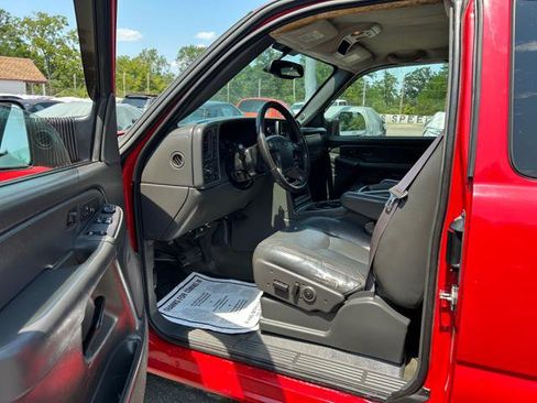 Used 2004 Chevrolet Silverado 3500 4x4 Extended Cab image 10