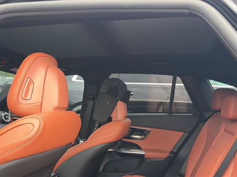 Certified 2023 Mercedes-Benz GLC 300 4MATIC image 9