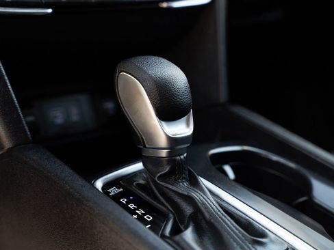 Used 2019 Hyundai Santa Fe SE FWD image 28