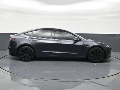 Used 2024 Tesla Model 3 Standard Range RWD image 3