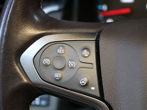 Used 2020 Chevrolet Suburban Premier AWD/4WD image 26