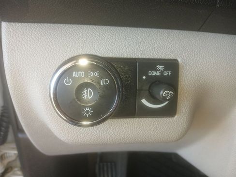 Used 2012 GMC Acadia SLT image 21