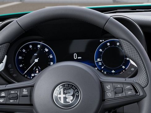 New 2025 Alfa Romeo Giulia w/ Veloce Package Rwd image 18