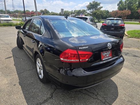 Used 2013 Volkswagen Passat 2.5 SE FWD image 12