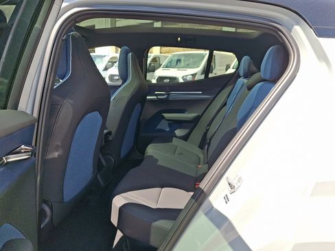 Used 2025 Volvo EX30 Ultra w/ Climate Package image 10