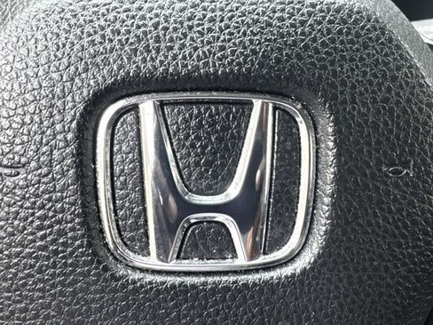 Used 2023 Honda Pilot EX-L image 34