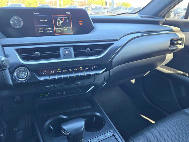 Used 2020 Lexus UX 200 w/ Premium Package FWD image 27