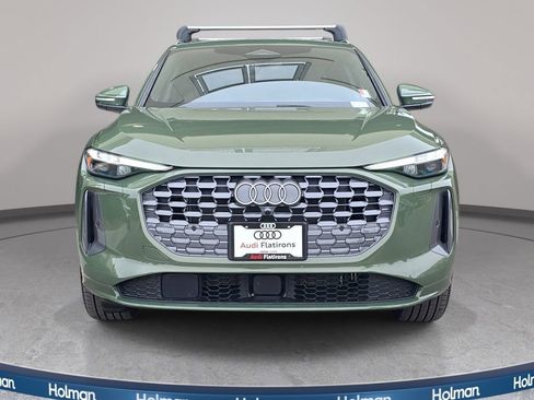 Certified 2025 Audi Q5 Prestige AWD/4WD image 3