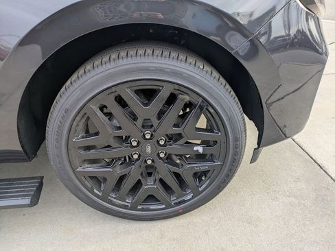 New 2026 Ford Expedition Max Platinum image 10