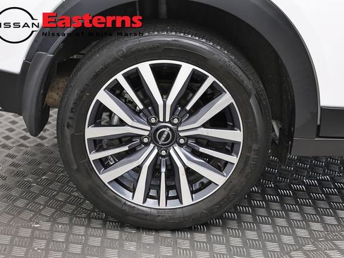 Used 2024 Nissan Kicks SV FWD image 29