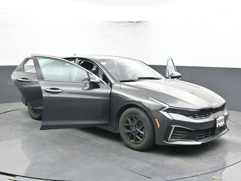 Used 2025 Kia K5 LXS FWD image 51