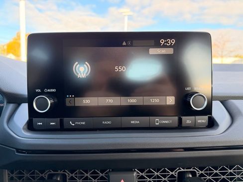 New 2025 Honda Accord SE image 8