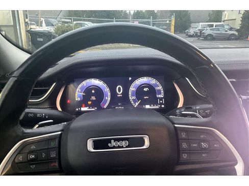 Used 2021 Jeep Grand Cherokee L Limited w/ Trailer Tow Group (B) image 20