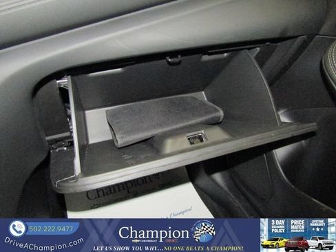 Used 2023 Buick Encore GX Preferred w/ Cold Weather Comfort Package AWD/4WD image 33