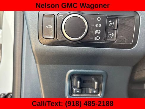 Used 2024 Ford Maverick Lariat w/ FX4 Off-Road Package AWD/4WD image 23