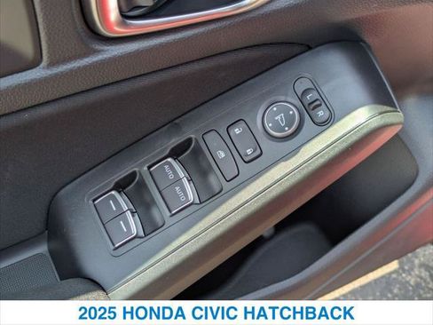 Certified 2025 Honda Civic Sport image 13