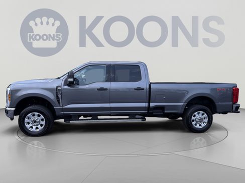 Used 2024 Ford F250 XLT AWD/4WD image 2