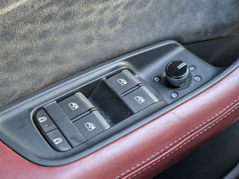Used 2022 Audi SQ8 Premium Plus w/ Executive Package AWD/4WD image 27