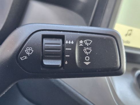Used 2022 Ford Maverick XL FWD image 32