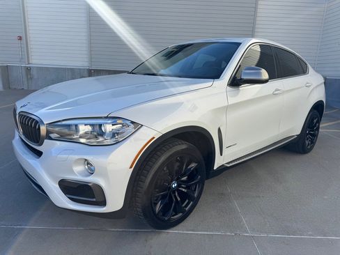 Used 2015 BMW X6 xDrive50i image 8