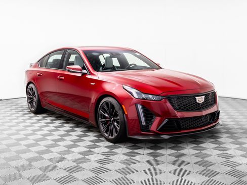 Used 2023 Cadillac CT5 V Blackwing w/ Carbon Fiber Package 2 RWD image 8