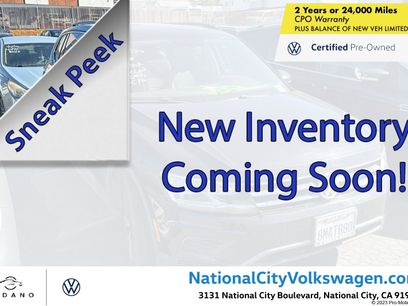 Used 2019 Volkswagen Tiguan SE w/ Panoramic Sunroof Package