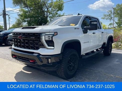 Certified 2026 Chevrolet Silverado 2500 ZR2 AWD/4WD image 1