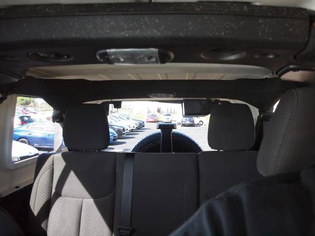 Used 2017 Jeep Wrangler Unlimited Sport w/ Quick Order Package 24S AWD/4WD image 12