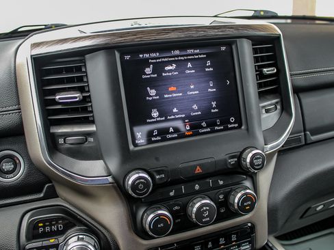 Used 2021 RAM 2500 Laramie w/ Snow Chief Group AWD/4WD image 37