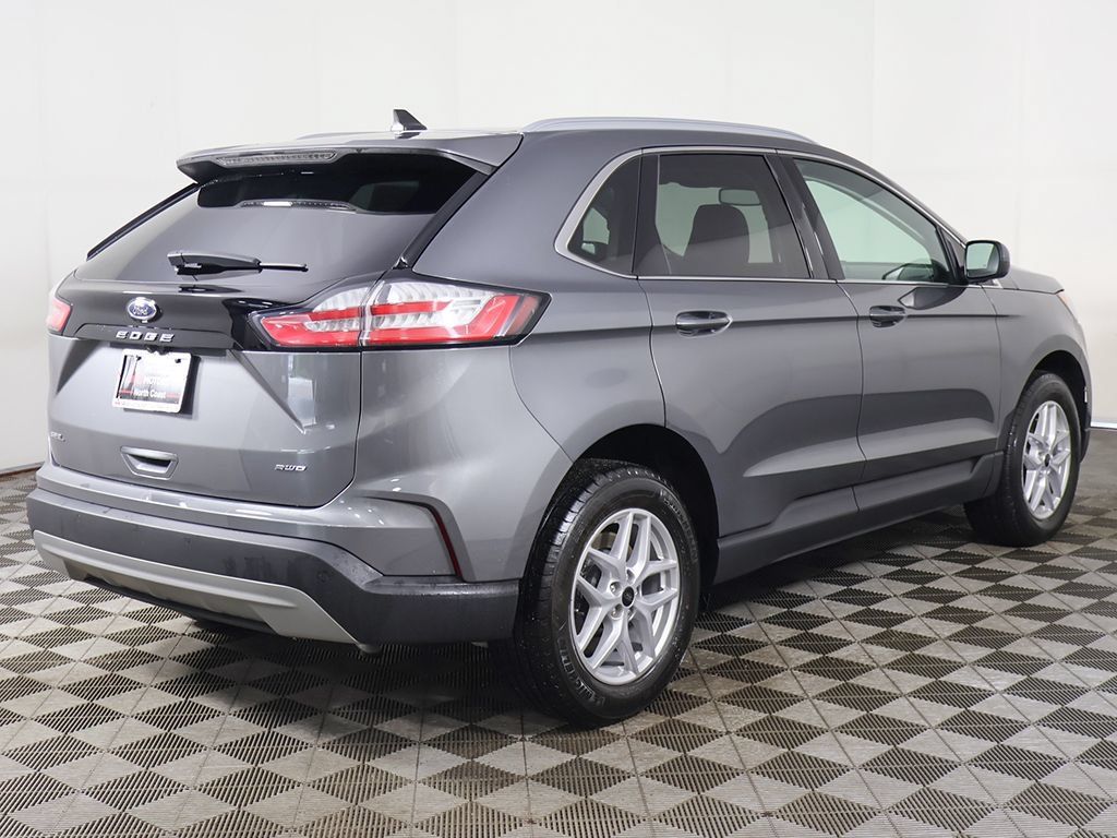 Used 2024 Ford Edge SEL w/ Convenience Package AWD/4WD image 10