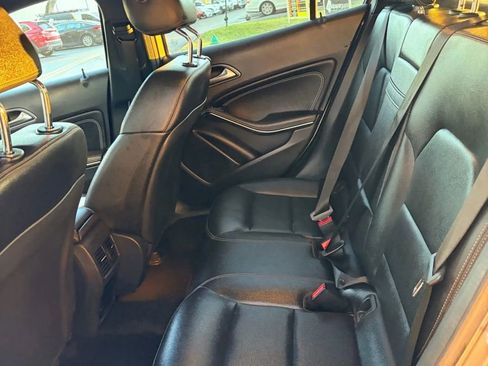 Used 2016 Mercedes-Benz GLA 250 4MATIC w/ Premium Package image 9