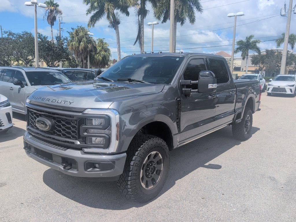 Used 2024 Ford F250 Lariat w/ Lariat Ultimate Package AWD/4WD image 1