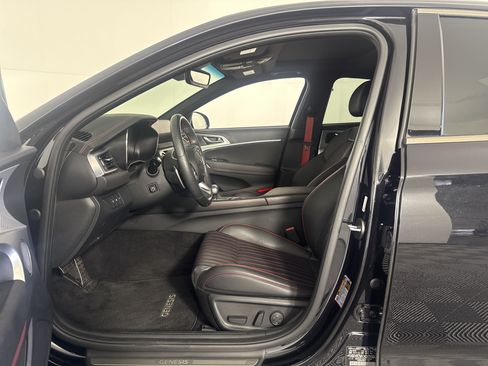 Used 2023 Genesis G70 2.0T w/ Sport Prestige Package RWD image 21